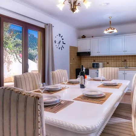Villa Sea View Paramonas
