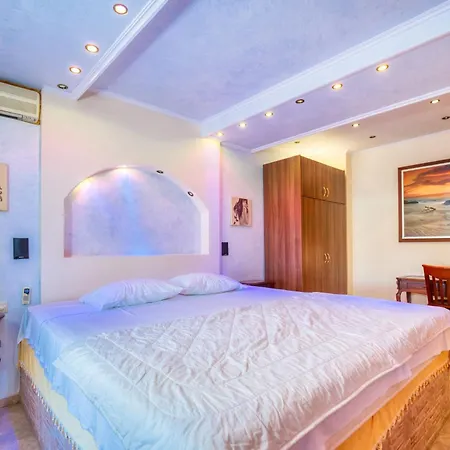 Sea View Paramonas Villa *