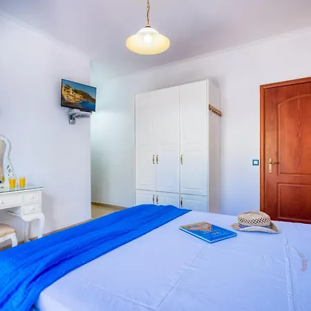 Sea View Paramonas Villa *