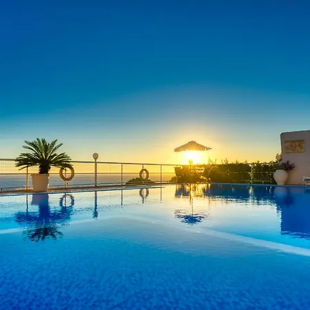 Sea View Paramonas Villa *