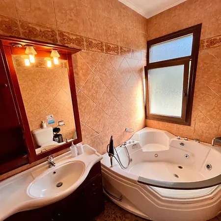 Villa Sea View Paramonas *